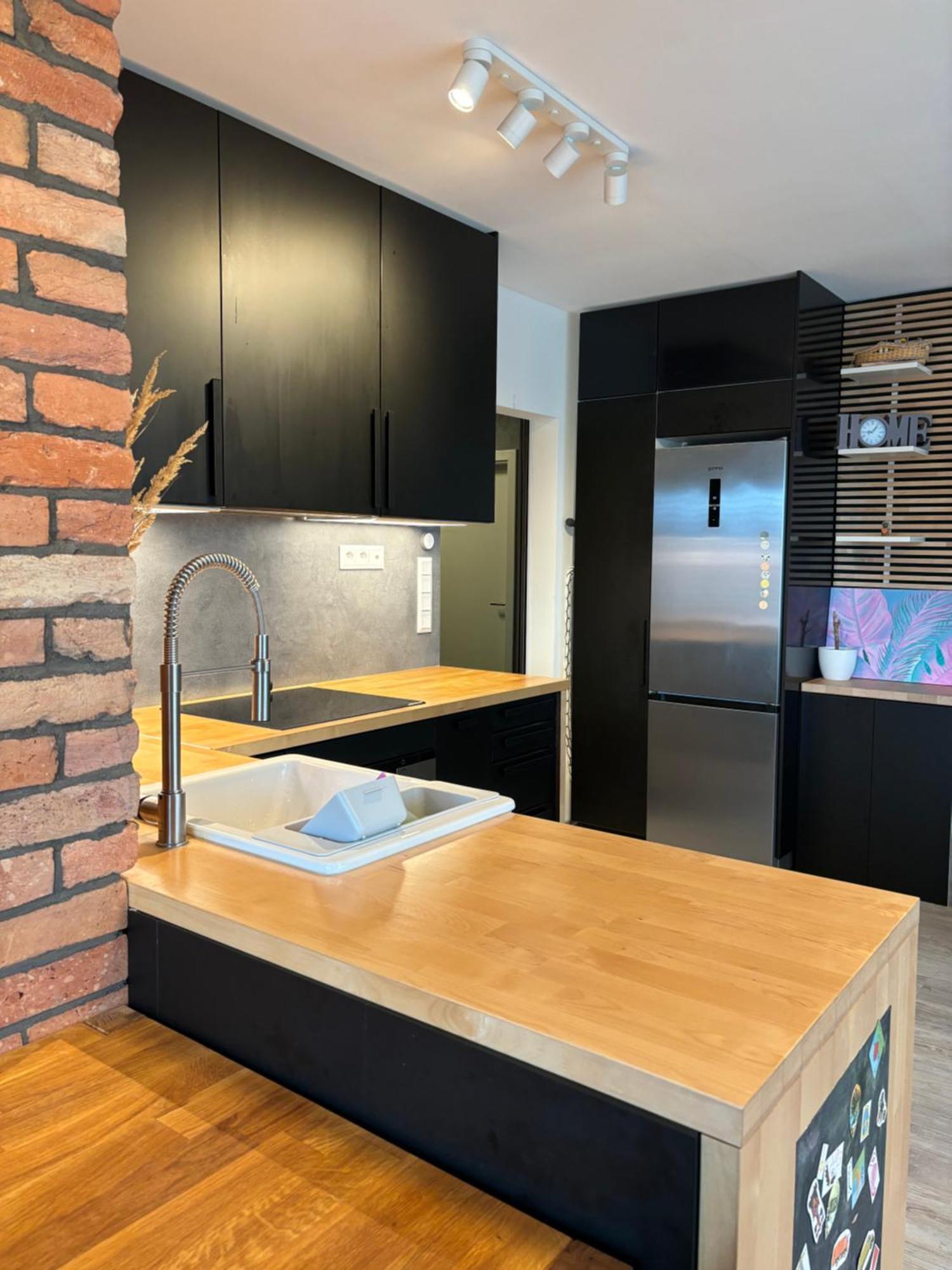 Premiere Apartment Bratislava - Private Parking Kültér fotó